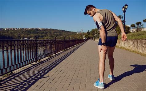 How to Prevent Chafing Between Buttocks When Running: And Why Bananas Might Be the Secret to Better Posture